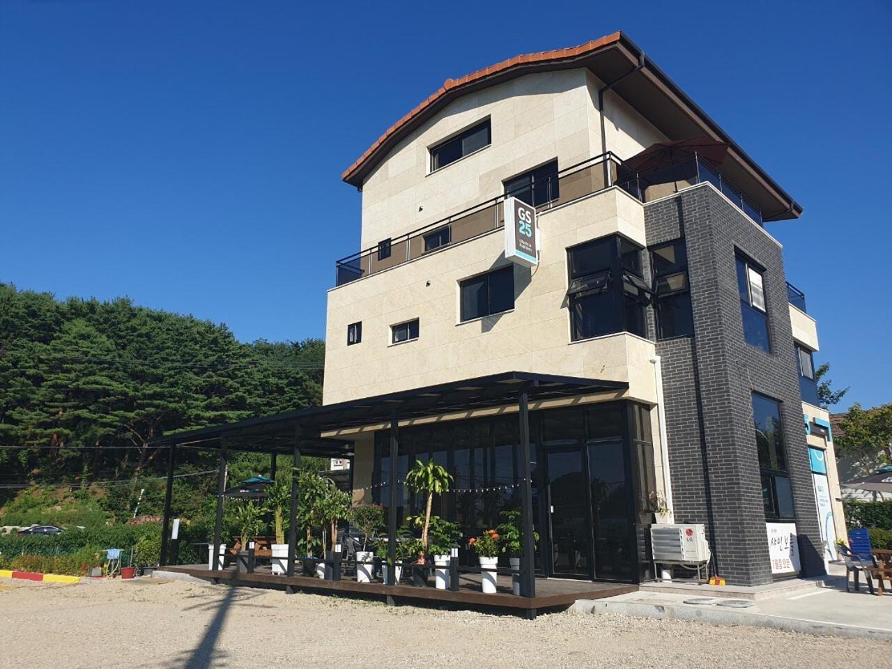 Gosung Shine House Hotel Goseong  Exterior foto